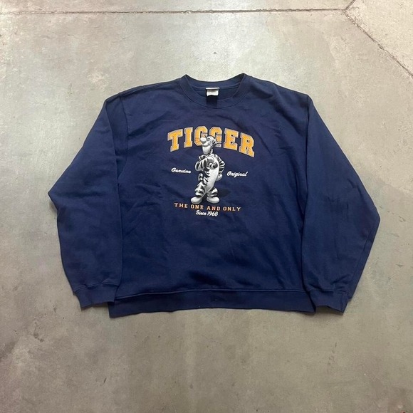 Y2K Tigger Graphic Disney Store‎ Crewneck size Large - Picture 1 of 5